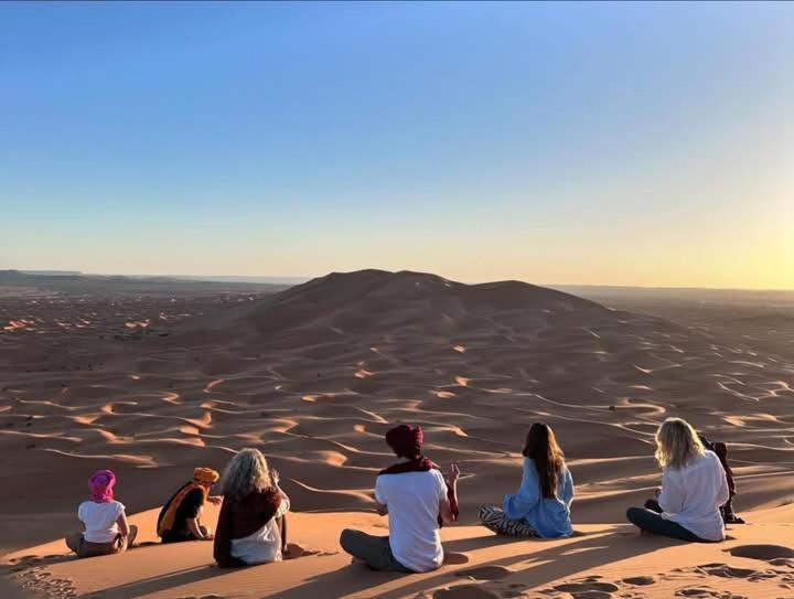 Bivouac Camel Trips Hotell Merzouga Eksteriør bilde