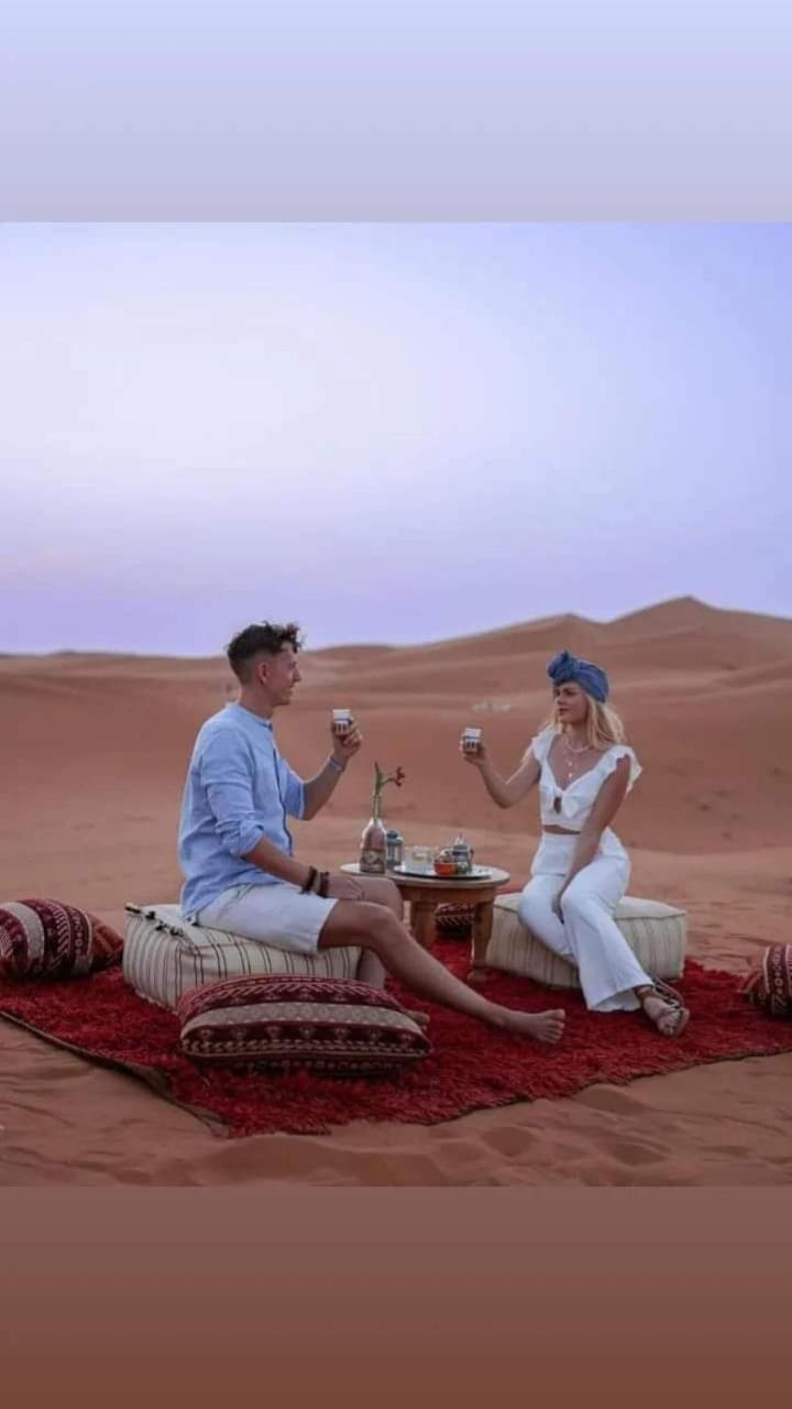 Bivouac Camel Trips Hotell Merzouga Eksteriør bilde