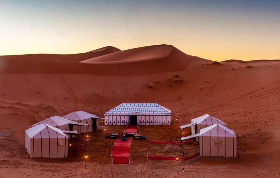 Bivouac Camel Trips Hotell Merzouga Eksteriør bilde