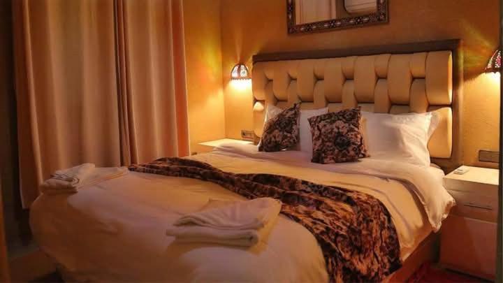 Bivouac Camel Trips Hotell Merzouga Eksteriør bilde