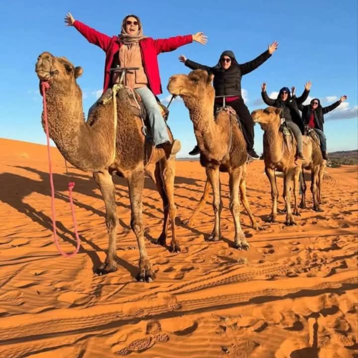 Bivouac Camel Trips Hotell Merzouga Eksteriør bilde