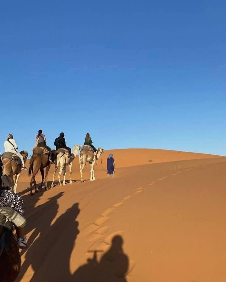 Bivouac Camel Trips Hotell Merzouga Eksteriør bilde