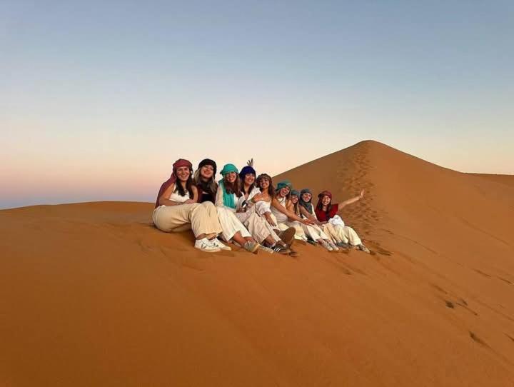Bivouac Camel Trips Hotell Merzouga Eksteriør bilde