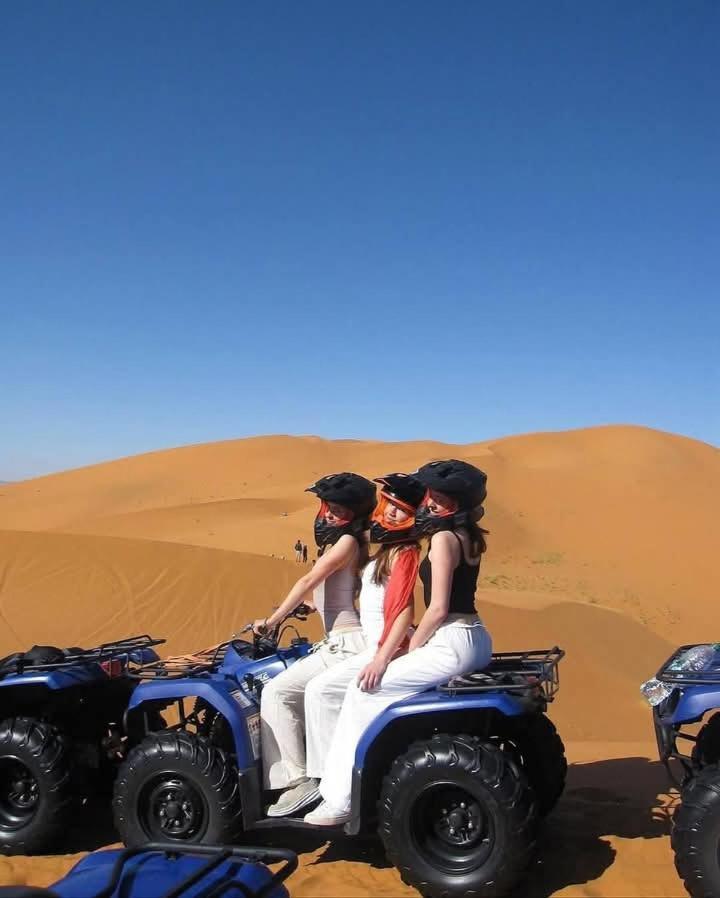 Bivouac Camel Trips Hotell Merzouga Eksteriør bilde